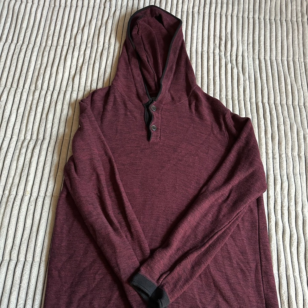 American Eagle Men’s Large Hooded Sweater